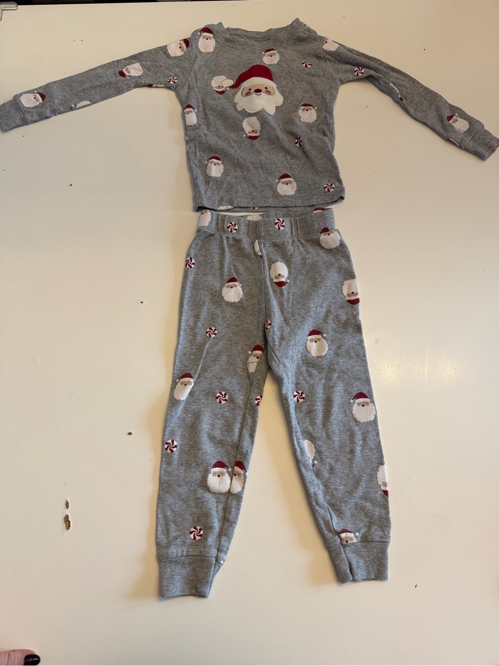Kids Grey Santa Print Pajama Set - Holiday Sleepwear